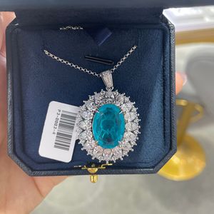 Collier pendentif de luxe en argent plaqué 925 avec zircon cubique pavé complet, imitation Paraiba bleu, cadeau élégant pour femme - Product Image 2
