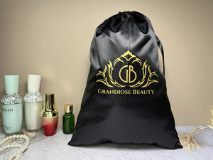 Sacs à poussière en satin de soie gaufré recyclables et imprimés sur mesure pour sacs à main en tissu, sacs cadeaux de luxe avec cordon de serrage et logo personnalisé pour la maison - Product Image 2