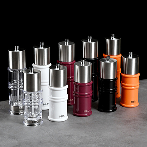 Ensemble moulin à sel et poivre manuel de haute qualité en acier inoxydable avec mouvement en céramique réglable pour hôtels, foyers et cuisines - Product Image 1