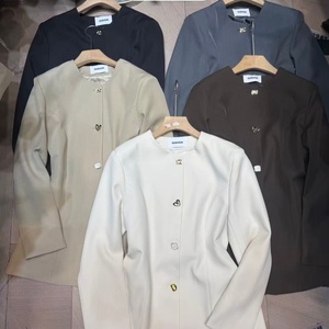 Chaqueta <span class=keywords><strong>de</strong></span> Traje Entallada <span class=keywords><strong>de</strong></span> Manga Larga, Cuello Redondo sin Solapa, Silueta Ajustada, con Múltiples Botones Decorativos - Product Image 6