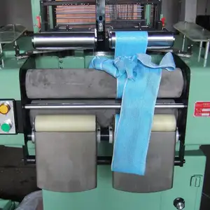 Gauze Roll Bandages Making Machine Low Cost Weaving Machine Weaving Loom For Sale