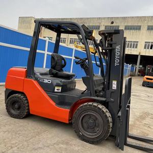 Très bon état utilisé pour Toyota Fd30 3TON 3T Chariot élévateur à fourche à bas prix Transpalette motorisé Divers modèles en stock - Product Image 2