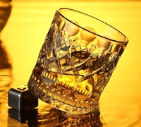 Gobelet à boire de vin de verrerie de roches de cristal classique de haute qualité avec motif en relief de diamant adapté à la fête de Bar