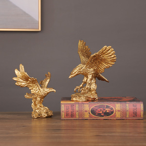 Ornement Aigle aux Ailes Étendues Mystique en Résine – Décoration de Bureau et Maison, Style Moderne et Simple, Figurine Animale - Product Image 3