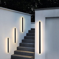 Applique murale extérieure LED moderne 12W, étanche IP65, bande linéaire noire, lumière blanc chaud pour jardin, porche et éclairage de façade