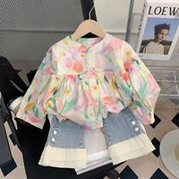 Ensemble de Vêtements pour Filles 2026 Automne : Blouse Florale Mignonne et Pantalon en Jean – Tenue Deux Pièces Tendance pour Bébé