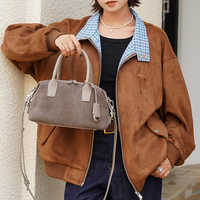Produits en gros 2025 Tendance Sac à main pour femme en daim de vache, style bandoulière et porté travers, effet givré, pour les trajets quotidiens, pour les marchés en ligne chinois