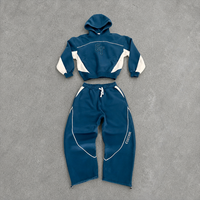 Ensemble deux pièces unisexe personnalisé en coton 100% : sweat à capuche court imprimé color block et pantalon de survêtement large brodé style gothique pour l'hiver