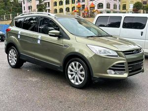 <span class=keywords><strong>Ford</strong></span> <span class=keywords><strong>Kuga</strong></span> 1.6T 4WD Sport Compact SUV 5 portes 5 places 2013, titre propre, voiture d'occasion, option disponible pour l'exportation - Product Image 3