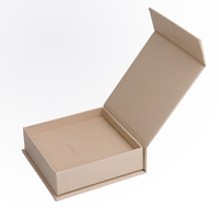 Boîte à bijoux de luxe personnalisée avec logo de marque, en carton rigide, avec fermeture magnétique, emballage en papier, boîte cadeau magnétique pliable, doublure en éponge, gaufrage