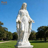Statue de la Vierge Marie en marbre naturel célèbre grandeur nature dans la décoration de l'église catholique