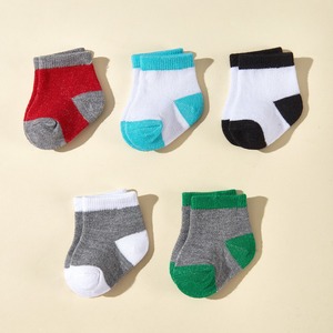 Lot de 10 paires de chaussettes simples et neutres pour bébé, saison printemps - Product Image 2
