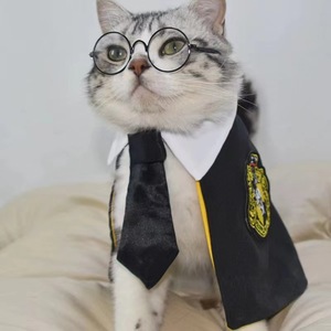 Capa de <span class=keywords><strong>Harry</strong></span> <span class=keywords><strong>Potter</strong></span> para mascotas, disfraz de Halloween para gatos y perros, capa <span class=keywords><strong>m</strong></span>ágica para animales pequeños con diseño de escudo - Product Image 2