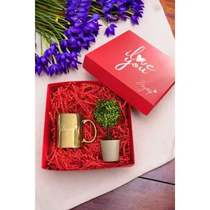 Caja de Regalo Roja Premium Personalizada para el Día de San Valentín para Set de Regalo - Product Image 1