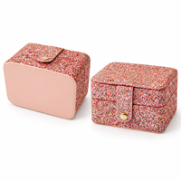 Boîte de rangement pour bijoux en cuir PU rectangulaire élégante et personnalisée, fermeture à bouton pression, finition poudre scintillante/paillettes, sur mesure