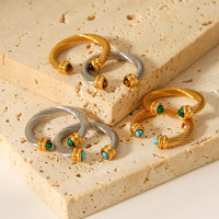 Bague ouverte en spirale bicolore pour femme |   Acier inoxydable plaqué or incrusté de malachite, turquoise et pierres œil de tigre