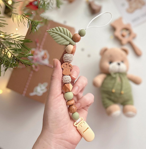 Crochet à la main Amigurumi ours jouets ensemble doux ours bébé chaussures Crochet coton hêtre bois sucette et ours hochets - Product Image 5