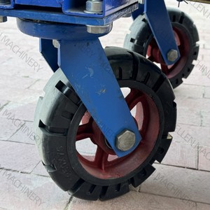 Camion électrique personnalisable : idéal pour la logistique du verre, des boulons et des matériaux de construction - Product Image 4