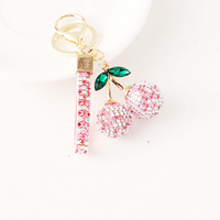 Magnifique porte-clés cerise 3D avec strass incrusté de feuilles vertes crochet en métal doré mode et style dessin animé