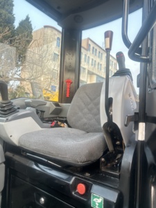 Excavatrices d'occasion à prix avantageux, SANY 35 MINI Digger 2020, faible nombre d'heures de travail, 3 tonnes, hydraulique, sur chenilles, d'origine chinoise. - Product Image 6