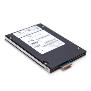 wholesale KCD7XRJE7T68 CD7 7.68TB E3.S PCIE 5.0 NVMe Enterprise Internal SSD VV007680LYDTV for Data Center Server - Product Image 2