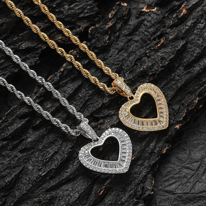 Colgante de corazón vacío sencillo, joyería hip-hop, accesorios, circonita incrustada en cobre, colgante de corazón vacío con cadena. - Product Image 1