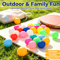 Balles de tennis de table colorées en plastique, balles de ping-pong, logo personnalisé disponible pour les jouets d'enfants, la décoration de fête et les jeux d'intérieur