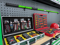 LUTRO - Atelier modulaire pour véhicules à énergie nouvelle - Poste de travail combiné avec armoire à outils pour atelier automobile