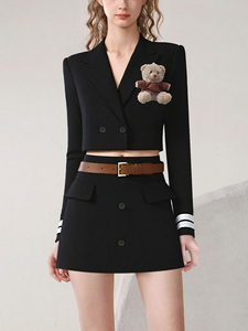 Traje Estilo Universitario Rejuvenecedor con Personalización de Muestra, Chaqueta con Cuello en V y Diseño Tridimensional de Oso, <span class=keywords><strong>Falda</strong></span> en Línea A - Product Image 3