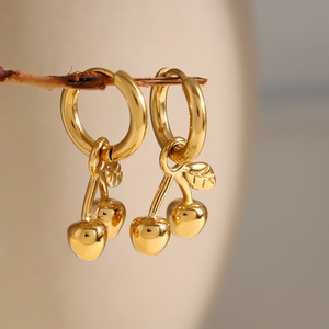 ต่างหูจี้เชอร์รี่ ทอง 18k สแตนเลสสตีล สำหรับผู้หญิง สวมใส่ได้ทุกวัน - Product Image 3
