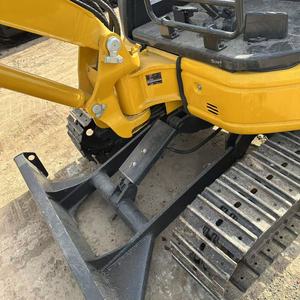 En stock : Excavatrice sur chenilles Komatsu PC30MR d'occasion avec moteur Komatsu et lame de bulldozer - Product Image 6