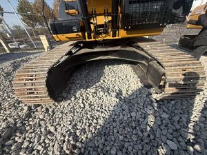 Caterpillar 330D d'occasion, une excavatrice de taille moyenne, un équipement de construction compact et fiable de 30 tonnes sur chenilles. - Product Image 5