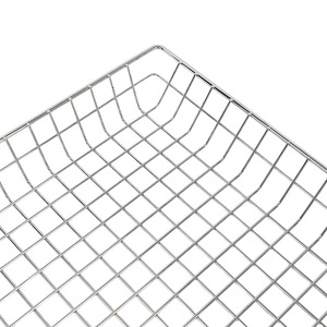 Grille de refroidissement en fil métallique pour boulangerie, 65,8 x 41,1 x 5 cm, rectangulaire, en métal, pour la présentation du pain, des pâtisseries et des beignets - Product Image 4