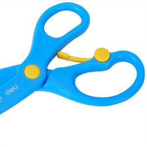 Deli 6075 Scissors Rounded Blades All Plastic Elastic Design Cartoon Style For Kids <b>Paper</b> Crafting - Product Image 2