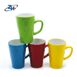 Zibo fournisseur 430ml en céramique couleur galzed café en relief cadeau tasse tasse à eau - Product Image 1