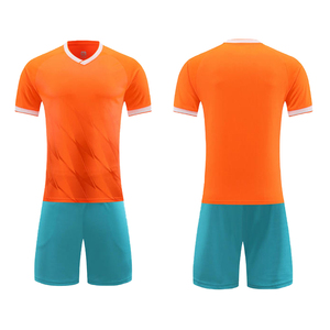 Completo Sportivo Personalizzato 2026: Maglia da <span class=keywords><strong>Calcio</strong></span>, <span class=keywords><strong>Tuta</strong></span> Estiva, Abbigliamento Casual da Uomo, OEM, Asciugatura Rapida, <span class=keywords><strong>Tuta</strong></span> da Corsa in Mesh - Product Image 3
