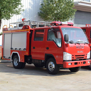Un mini camion de pompier camion de lutte contre l'incendie petite version de camion de pompier traditionnel utilisé dans les rues étroites ou les zones urbaines bondées - Product Image 2