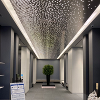 Panneau creux en aluminium perforé sur mesure, revêtement PVDF, ignifuge, imperméable, pour la conception de systèmes de plafonds de bâtiments