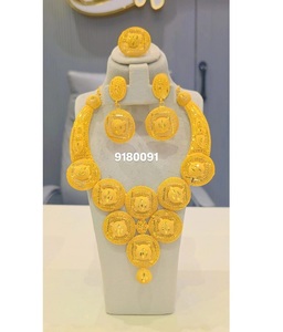 Juego de joyas de 4 piezas de diamantes chapados en oro real para mujer, collar, pendientes, anillo, regalo de boda y fiesta, estilo indio - Product Image 2