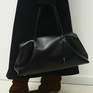 Sac fourre-tout spacieux en similicuir vegan noir pour femme, idéal pour <span class=keywords><strong>ordinateur</strong></span> <span class=keywords><strong>portable</strong></span>, voyages d'affaires et gym, imperméable - Product Image 2