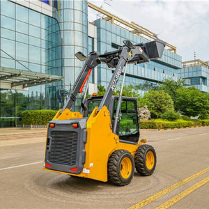 Mini-chargeuse frontale compacte avec attache de pelle rétrocaveuse XC7-SR07 avec une capacité de godet de 0,4 m³ - Product Image 5