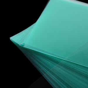 Bán lẻ 0.175mm dày trong suốt tấm <span class=keywords><strong>polycarbonate</strong></span> rắn Ngoài Trời Chống nắng 1830x927mm thân thiện với môi trường bền chất lượng cao - Product Image 6