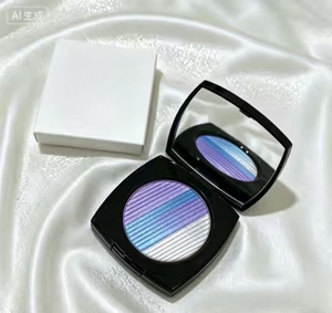 Palette de maquillage portable 3-en-1 : blush, highlighter et contour, fini mat, blanc éclatant - Product Image 4