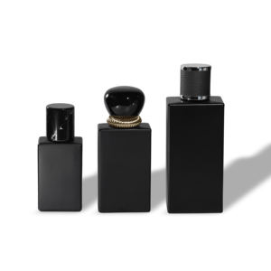 Botellas de perfume con logotipo personalizado negro mate 50ml 100mL Botella de perfume cuadrada vacía de 30 <span class=keywords><strong>ml</strong></span> con caja - Product Image 1