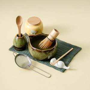 Ensemble de bols en céramique Matcha avec fouet en bambou et passoire en acier inoxydable, design Wabi Sabi pour la cérémonie du thé - Product Image 5