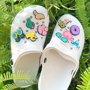 PVC Vsco Girl Life Summer Beach Shoe Charm Thème Hawaii Have a Funny Shoe Charms pour Sabots Accessoire de chaussure - Product Image 3