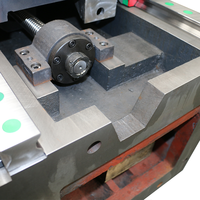 Centre d'usinage vertical VMC1160 avec rail de guidage linéaire trempé, résistant à l'usure, longue durée de vie, performance stable
