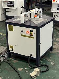 Machine de découpe pneumatique de haute précision à angle 45/90 degrés pour cadres photo, machine de découpe semi-automatique de profilés en aluminium - Product Image 2