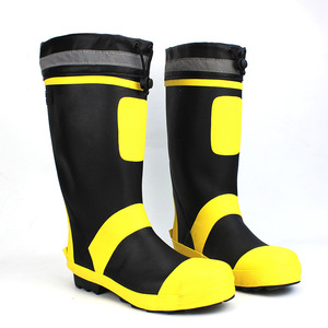 Bottes de sécurité industrielle pour hommes Bottes longues en <span class=keywords><strong>caoutchouc</strong></span> de bonne qualité Protection des pieds de travailleur pour la sécurité au travail Bottes en PVC industrielles - Product Image 4