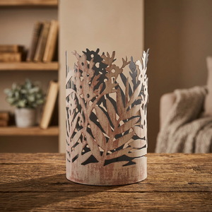 Cage à bougie en fer gravée et perforée - Décoration artisanale durable pour la maison, idéale pour les fêtes de Noël et de Pâques - Product Image 2